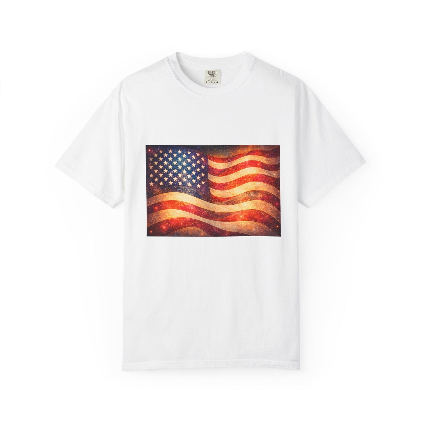 Vintage American Flag T-Shirt - Retro USA Patriotic Tee for 4th of July